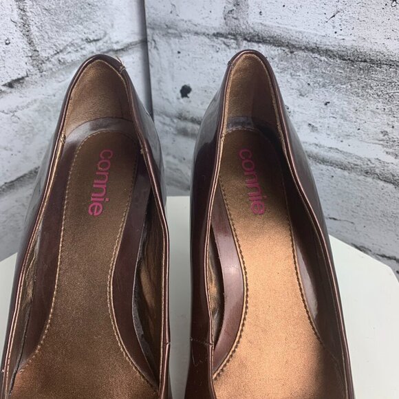 Connie Brown Patent Faux Leather Pointy Toe Pump High Heel Shoes - Picture 5 of 10